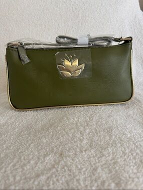 Danielle Nicole Princess & Frog Tiana Baguette Shoulder Bag